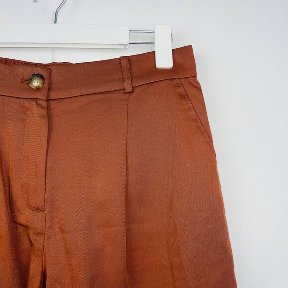 Loft Rust Orange High-Waisted Pleated Shorts With Button Closure & Back Pockets - Picture 3 of 10